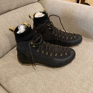 Naglev Unico Combat Waterproof Boots EU SIZE 43.5, US Size 10